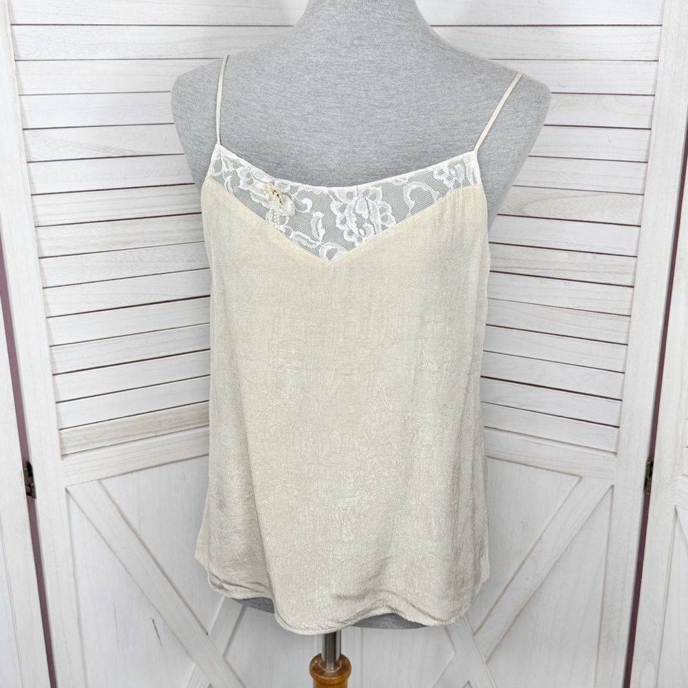 Jon Wesley‎ Y2K Lace Trim Camisole Top Ivory White Small Rosette Pearls